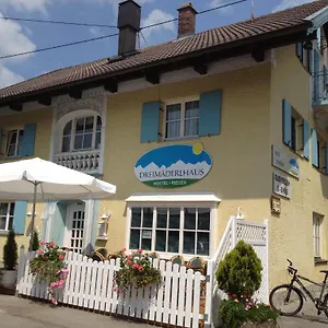 https://dreimaderlhaus-rieden.com-bavaria.com